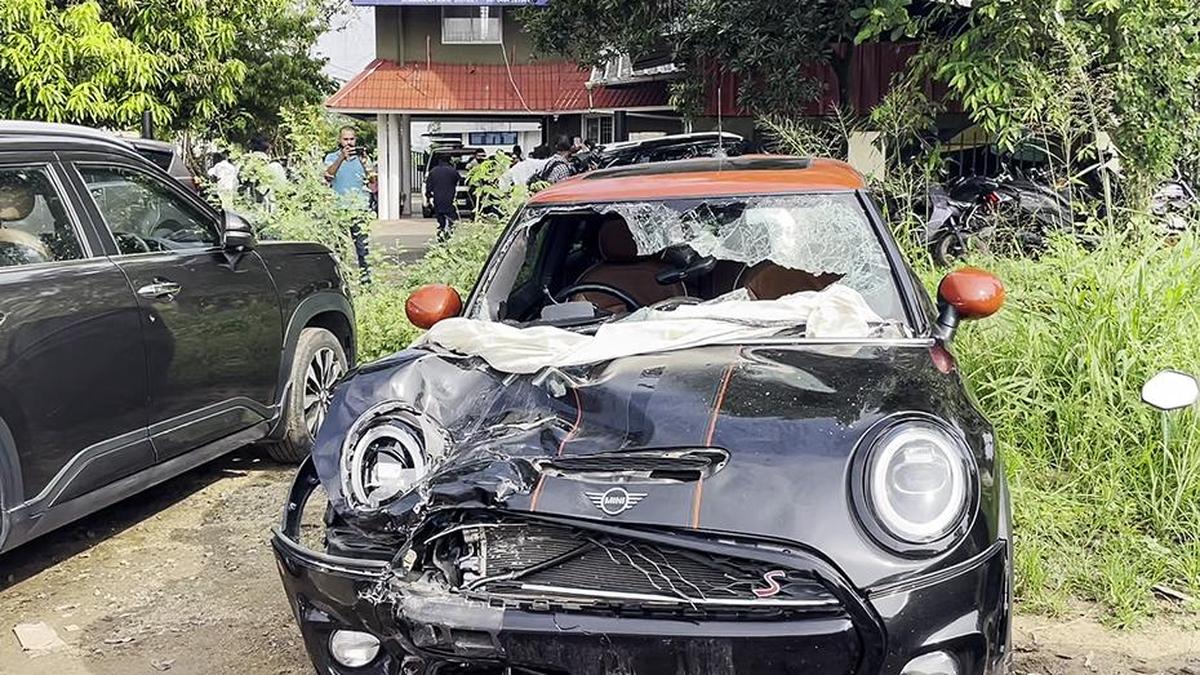 After fatal Nedumbassery accident, Keralam govt to tighten action against bars serving alcohol to under-23s